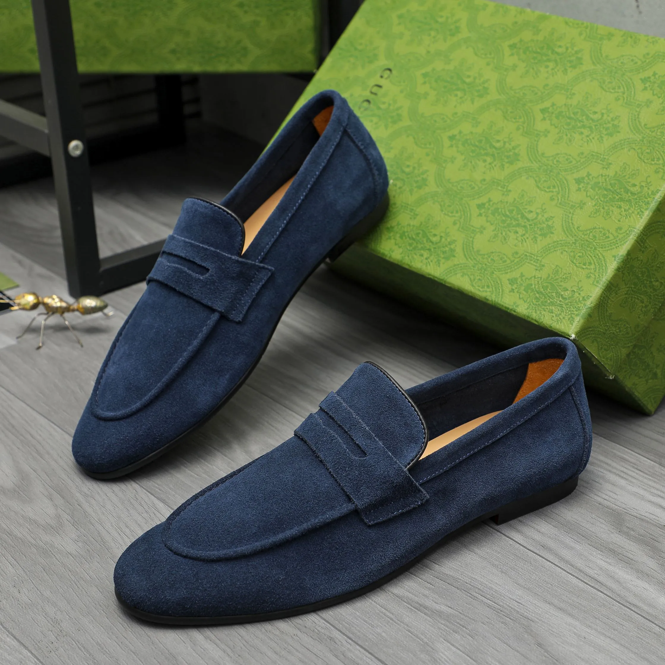 Men's shoes 💰p400 Product trademark: GUCCI "Gucci" business casual leather shoes Regular size: 38-46 (38.45.46 custom-made, non-returnable) Product materials: Selected suede cowhide upper, cowhide lining, original rubber outsole